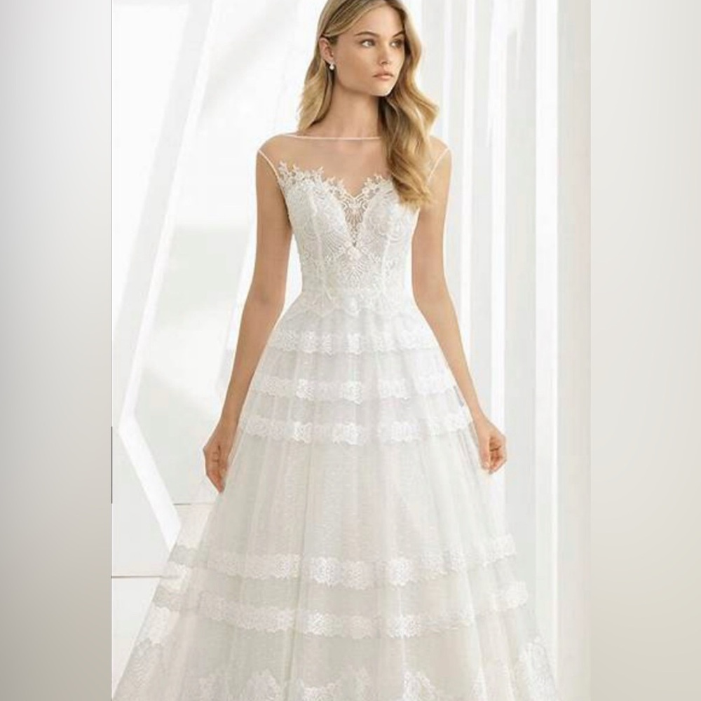Rosa Clara Barcelona Aire Lace Wedding Bridal Gown Size 2